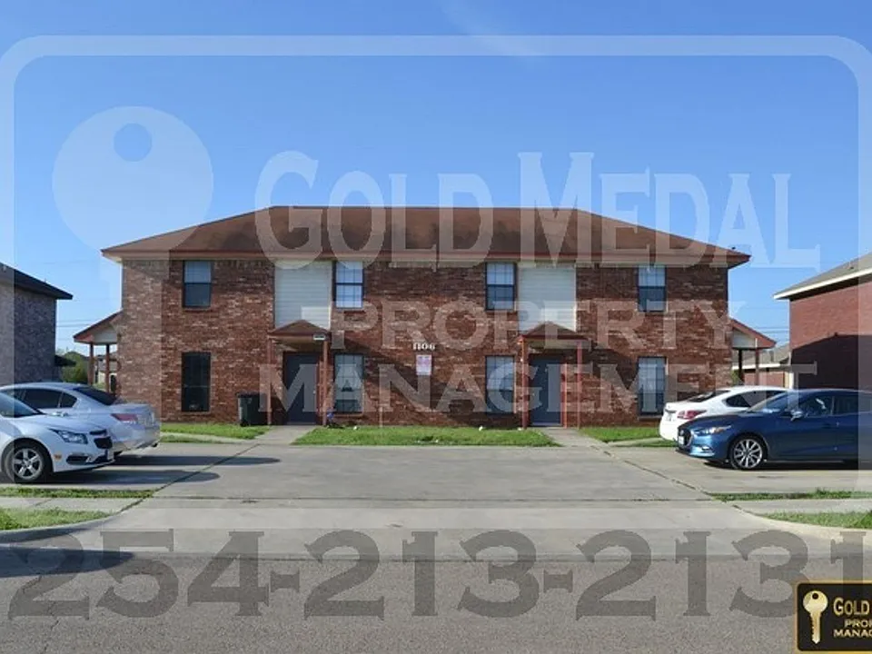 1106 Leslie Cir