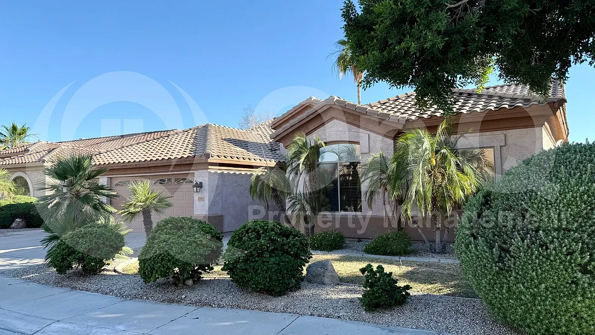 Building Photo - 1517 W Windsong Dr