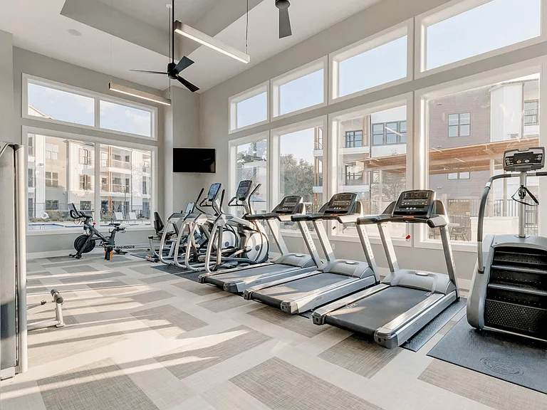 East Vue Ranch Apartments — Photo 42