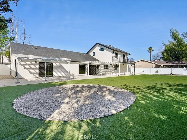 6108 Sadring Ave — Photo 60