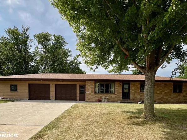 620 Maple Ln, Clarion, IA 50525