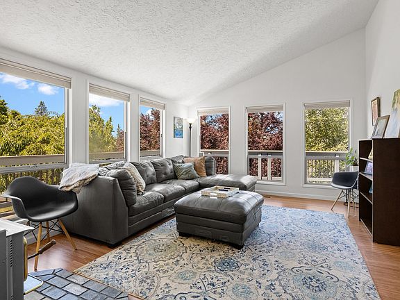 2nd image of 1100 Beswick Way