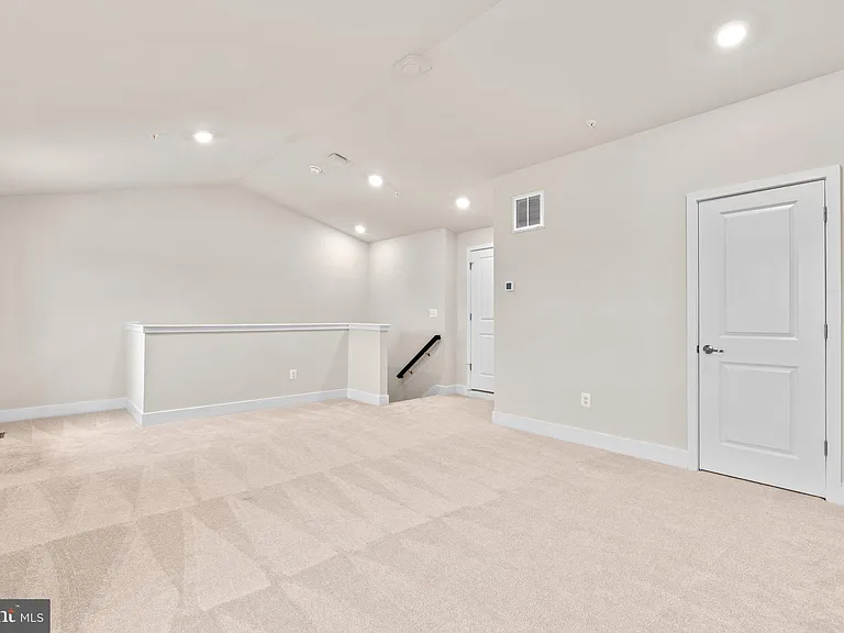 7638 Quartzite Ln — Photo 29