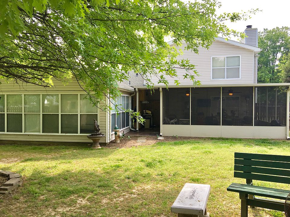1st image of 7190 Londonderry Dr