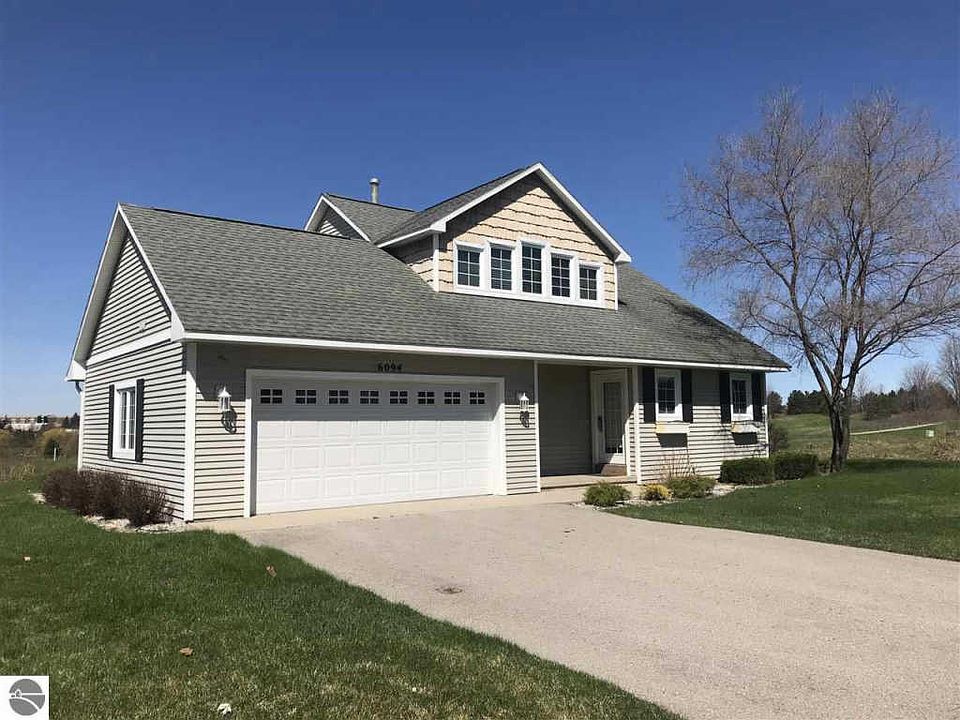1st image of 6094 Singletree Ln #3