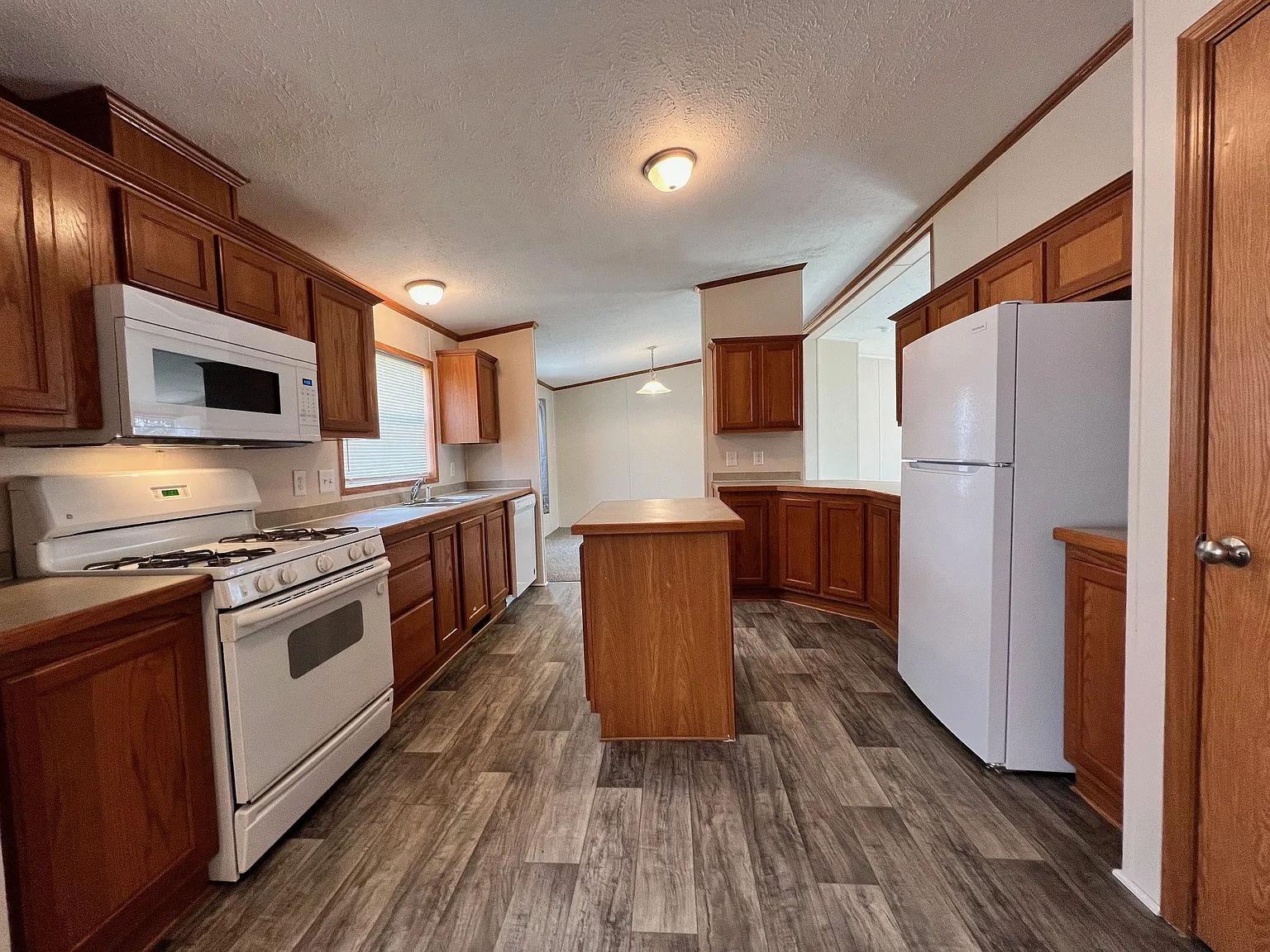 4028 Knightsbridge Ln #52 photo 1