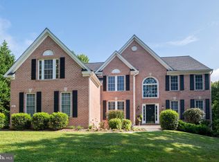 610 Sherwood Rd, Cockeysville, MD 21030