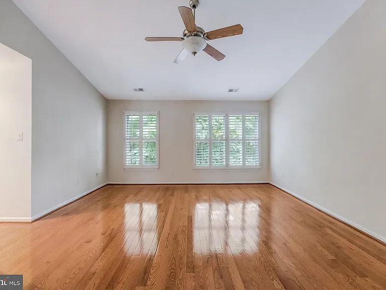 11485 Waterhaven Ct — Photo 44