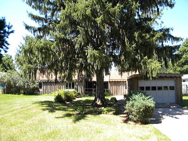 1st image of 1404 N Blackhawk Blvd