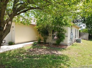 924 Misty Acres Dr, New Braunfels, TX 78130
