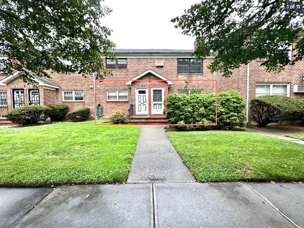 5640A Utopia Pkwy, Fresh Meadows, NY 11365