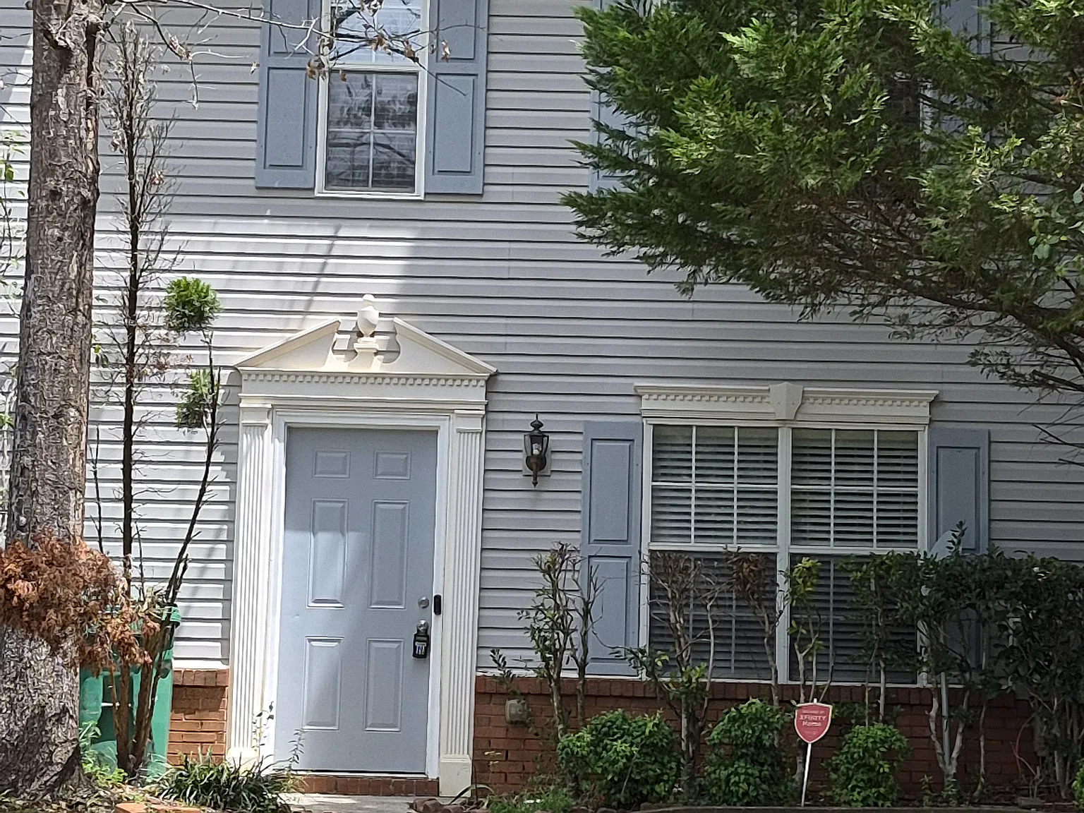 3 bed, 2.5 bath, 1416 sqft, $1,500 — Photo 1