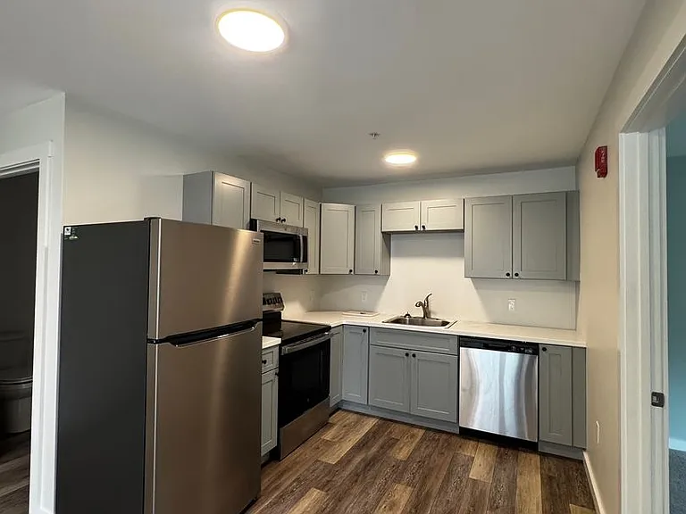4 Gordon Ln — Photo 17