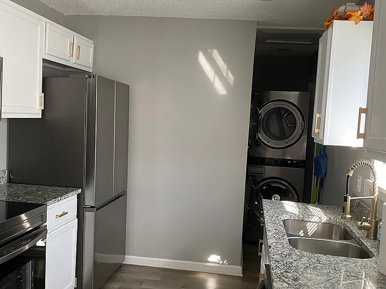 1005 Roy Pugh St — Photo 11