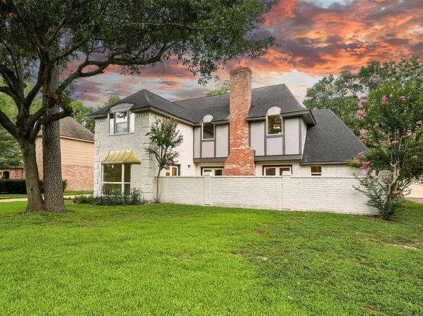 11726 Gardenglen Dr, Houston, TX 77070