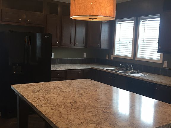 4th image of 1676 Augusta Dr