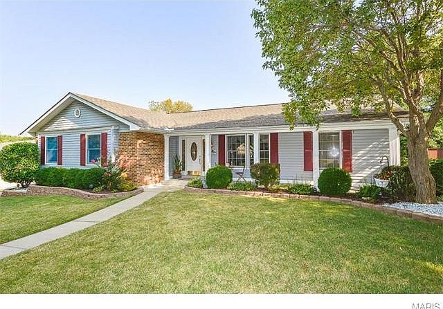 1st image of 2935 Piney Pointe Dr