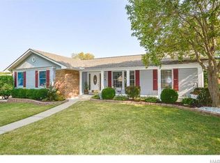 2935 Piney Pointe Dr, Saint Louis, MO