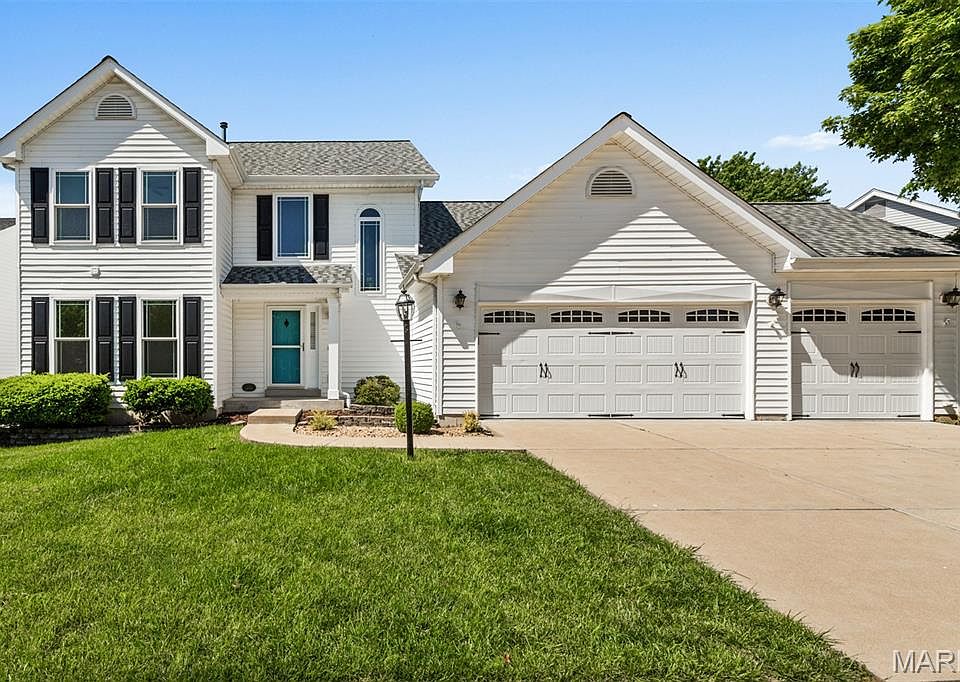 1st image of 690 Summer Top Cir