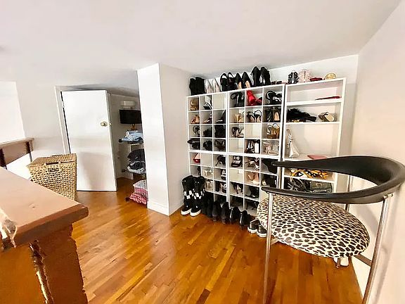 4th image of 133 Charles St #4C