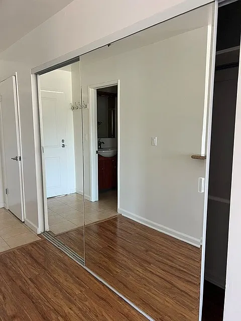Studio, 500 sqft, $1,555 — Photo 4
