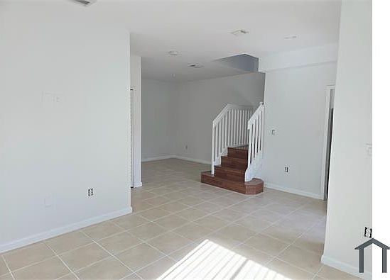 3rd image of 2876 SE 15th Rd