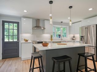 9 Lowry Rd, Framingham, MA 01701