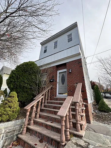 46 Bennett Ave #1 Photo 1