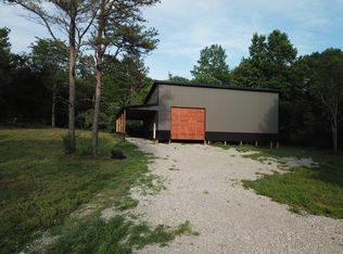 54 Lusk Camp Dr, Golconda, IL 62938