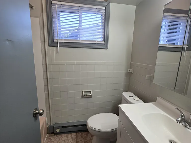 142 Bradford Ave #2A — Photo 5