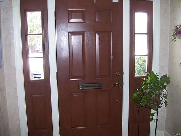 4th image of 303 Otterbein Ave