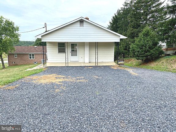 5th image of 67 Powers Rockwell Ln