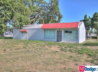 611 E 6th St, North Bend, NE 68649