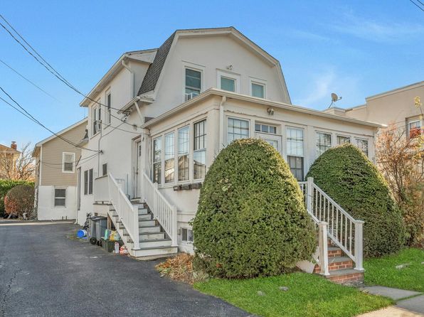 41 Saratoga Avenue, Pleasantville, NY 10570