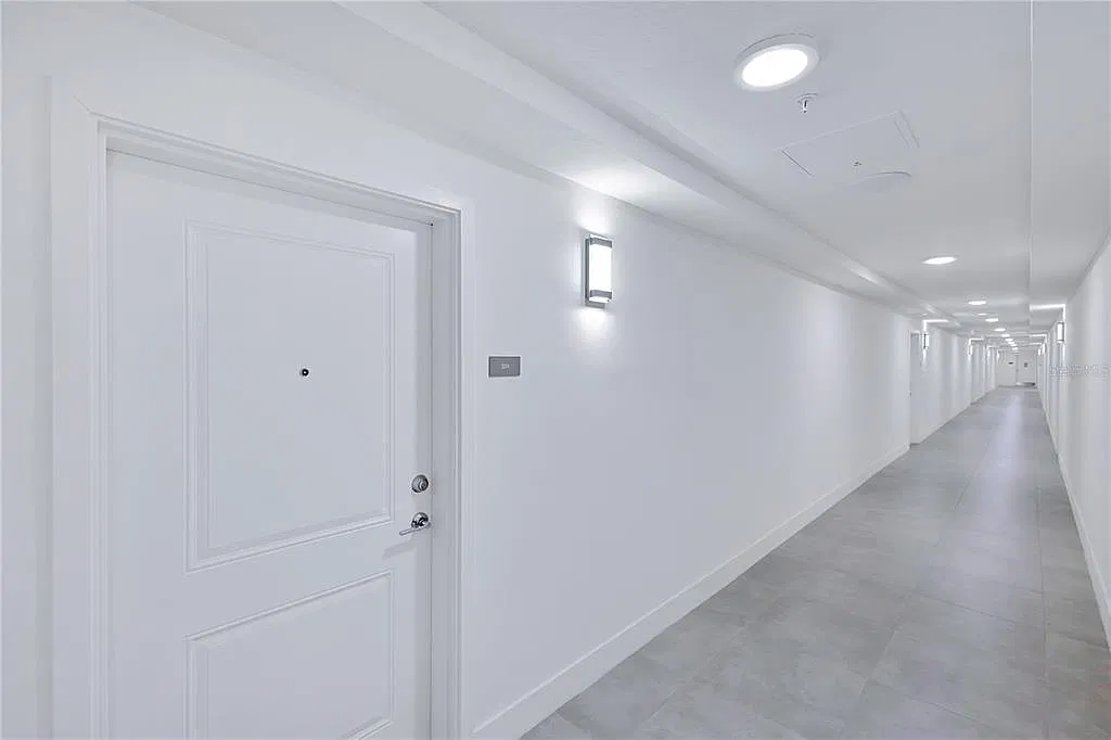 2 bed, 2.0 bath, 1023 sqft, $1,600 — Photo 4