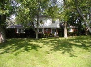 8302 5 Points Rd, Indianapolis, IN 46259