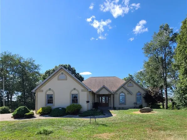 303 County Road 71, Adena, OH 43901