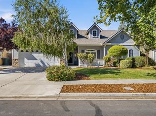 3126 W Connelly Avenue, Visalia, CA 93291