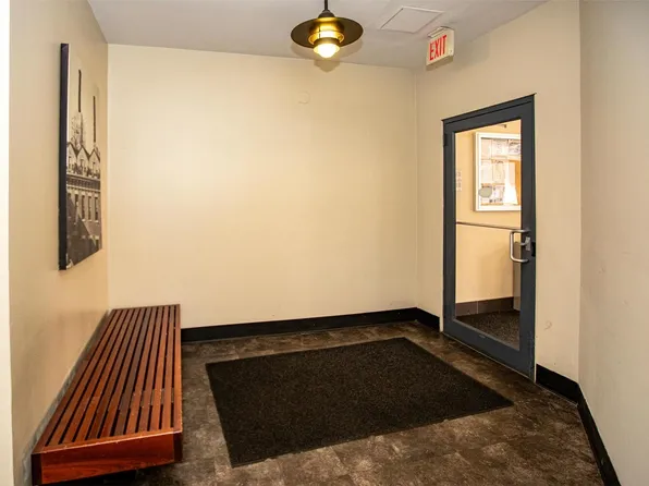 341 Monmouth Street image 4 of 23