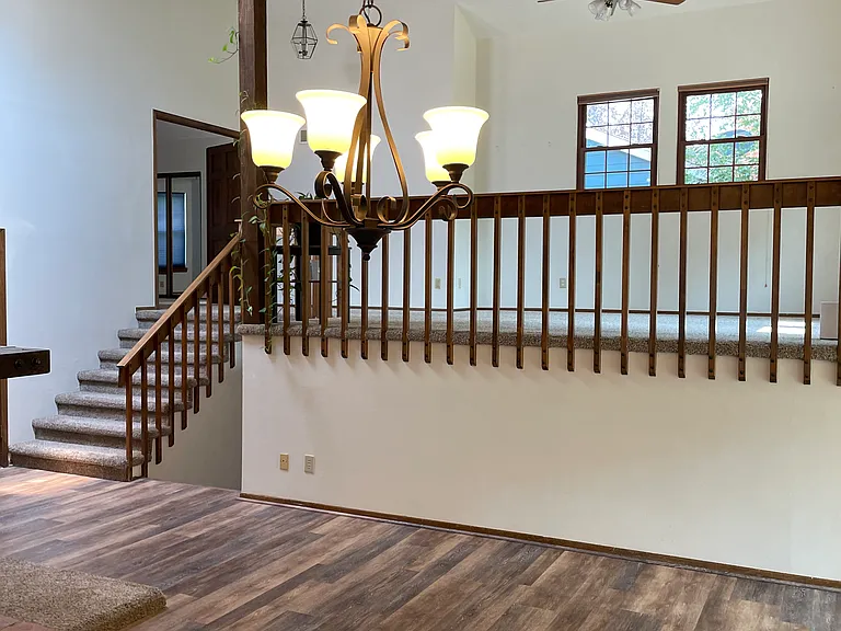 10268 Julian Ct — Photo 11