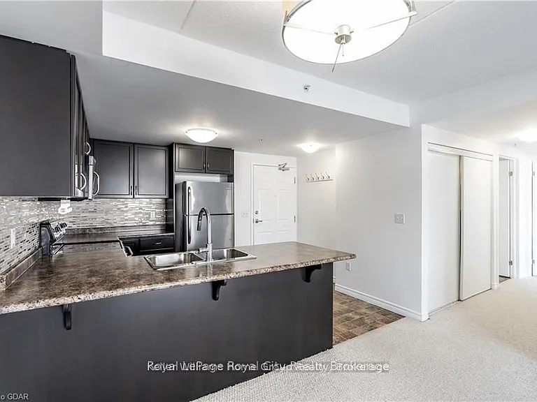 67 Kingsbury Sq #303 — Photo 3