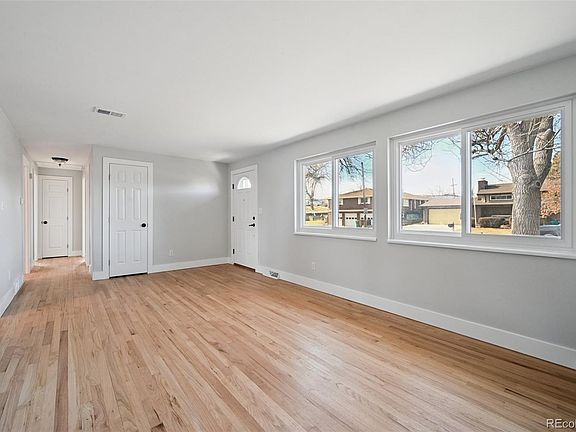 2nd image of 846 Oak Street