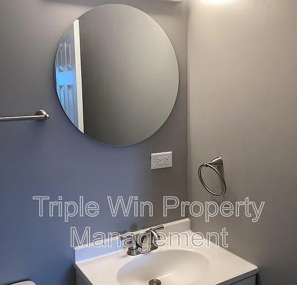 563 Apex Dr — Photo 23
