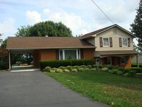 1st image of 3033 Glenmont Dr