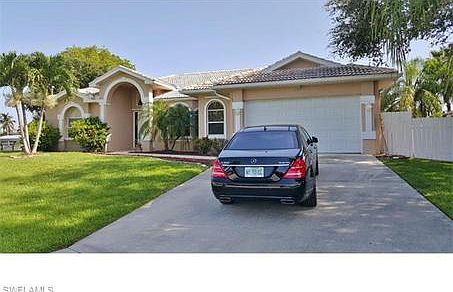1st image of 2743 SW 37th Ter