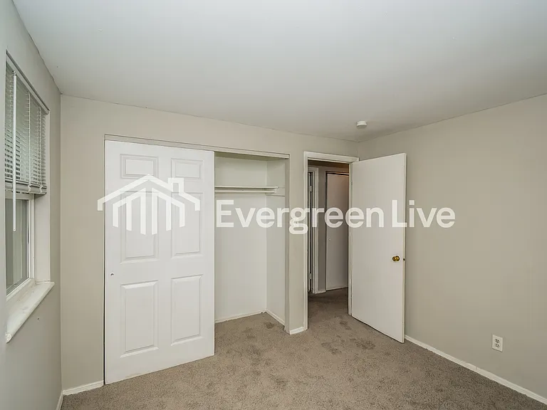 10407 Chris Dr — Photo 13