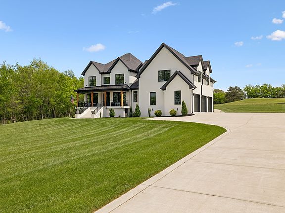3rd image of 4223 Ironwood Dr