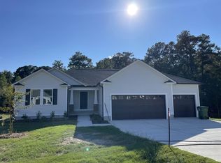 142 Apple Grove Ln, Four Oaks, NC 27524