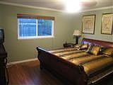 4th image of 8 Village Glen Ct