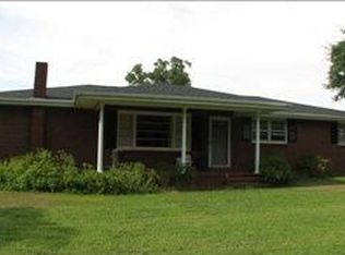 120 McGraw Rd, Cowpens, SC 29330